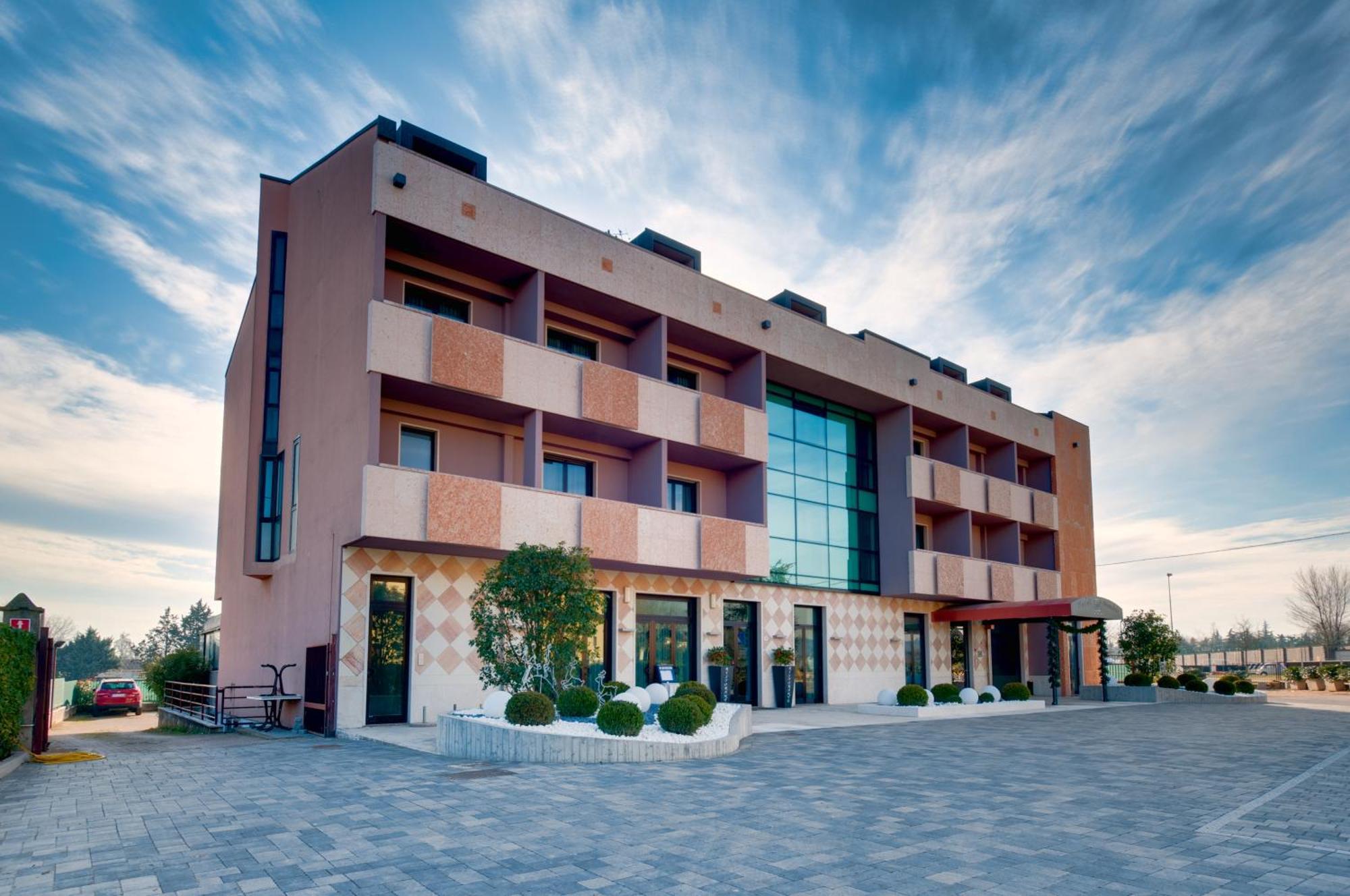 4 Hotel Smart Vicino a Porta Borsari da Prenotare